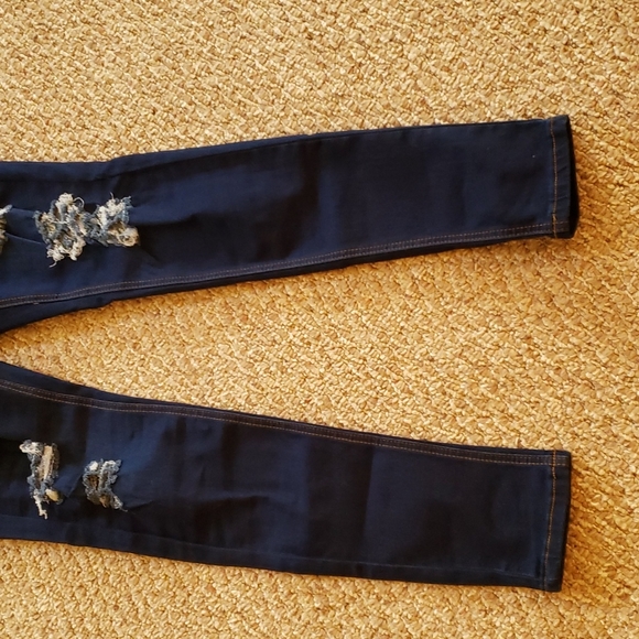 NWT distressed high waisted jegging - Picture 3 of 6